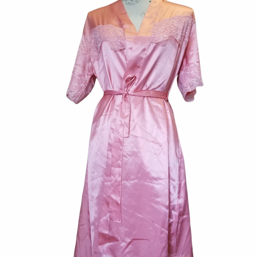 Lace panel night robe. M/pink. Like new